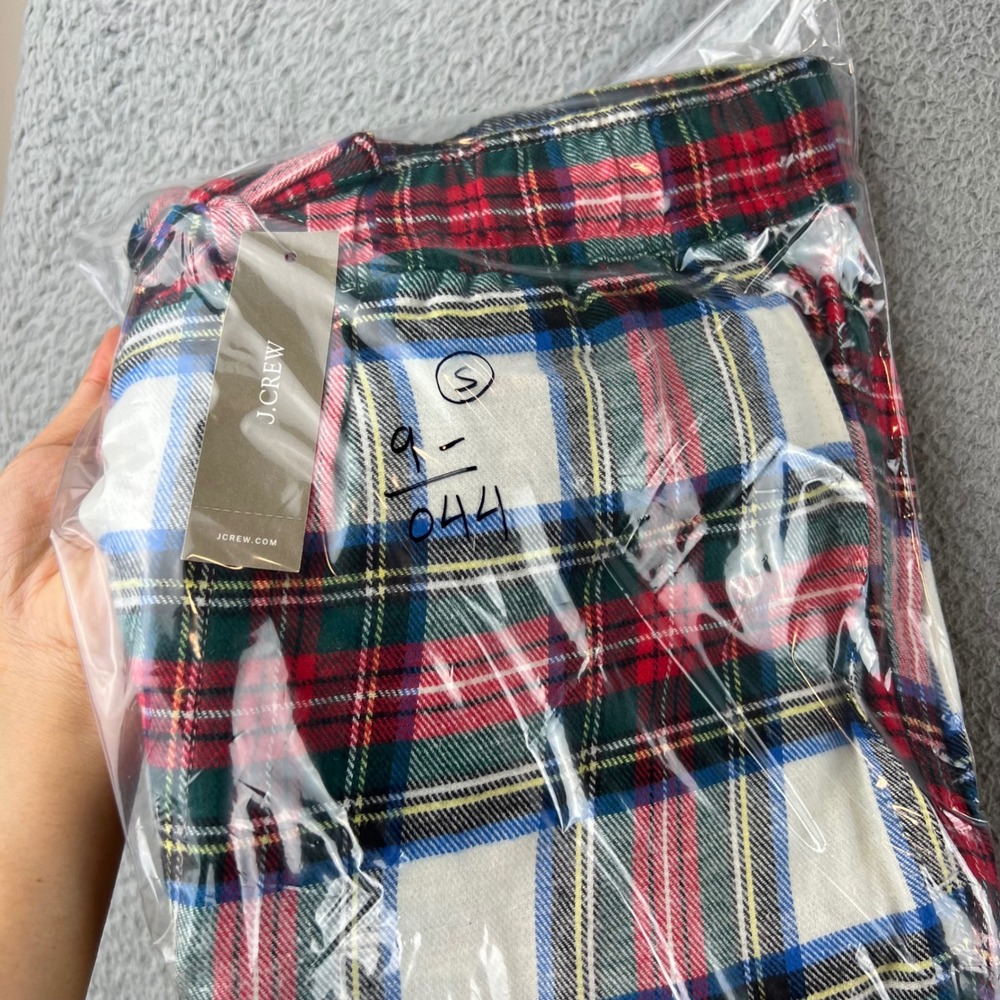 NWT J.Crew Womens Tartan Plaid Pajama Pants Red Green Blue Holiday Sleepwear - Picture 11 of 11